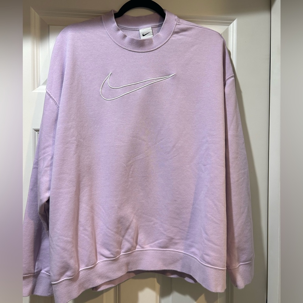 Nike Women's Pastel Purple Crew Neck Sweater